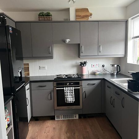 Warrington Apartment Great Sankey Bagian luar foto